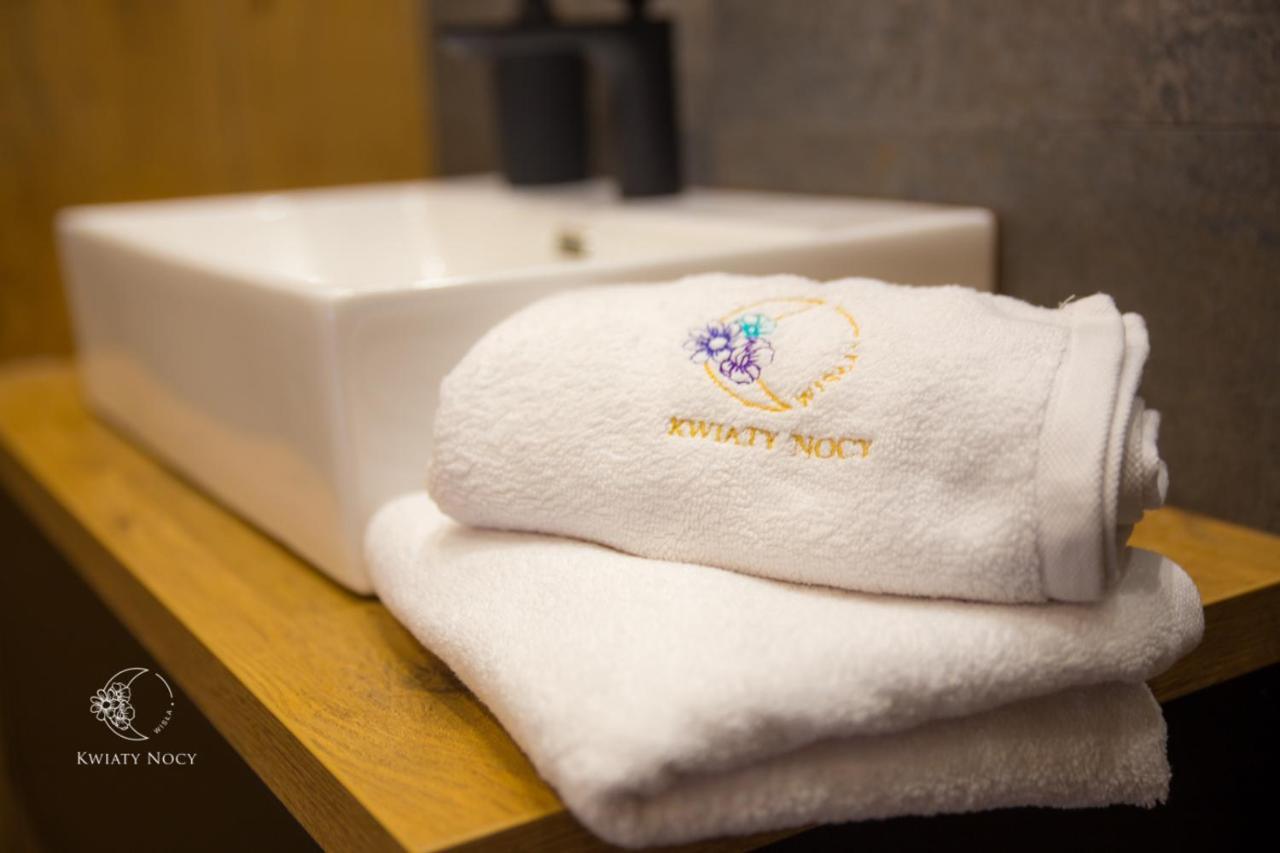 Apartamenty "Kwiaty Nocy" I "W Krainie Mchu" - 비스와 외부 사진
